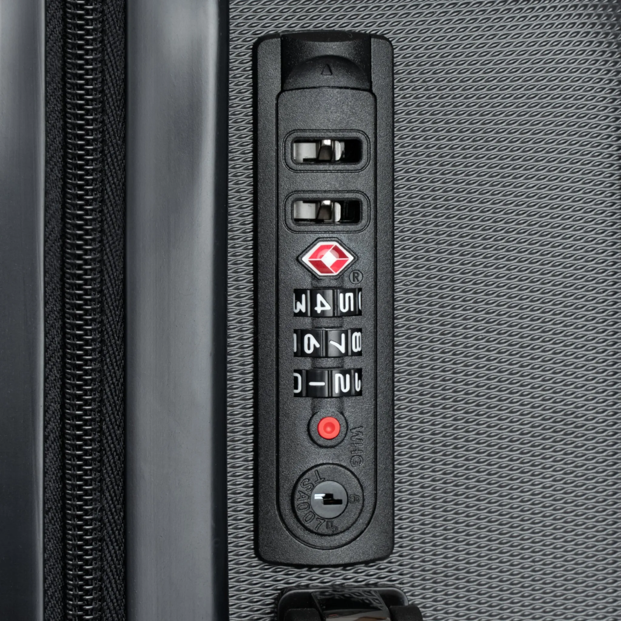 Ascension Voyager Luxe Suitcase (PEACE B PRINT)