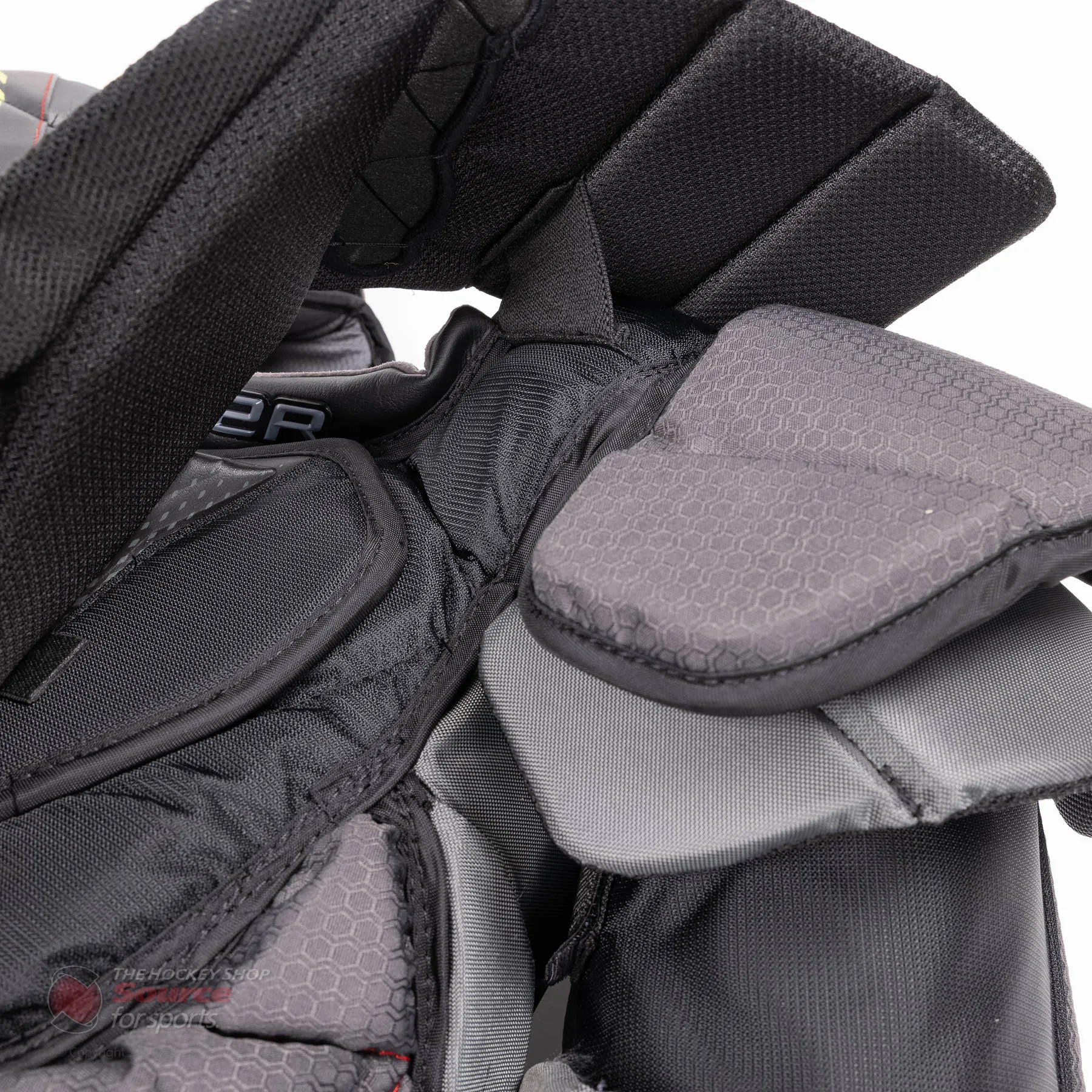 Bauer Vapor HyperLite Senior Chest & Arm Protector