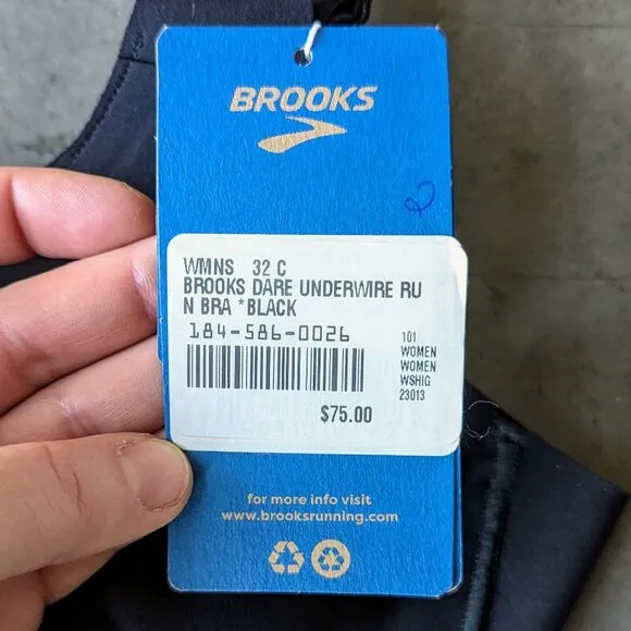 Brooks Running Black Dare Underwire Sports Bra size 32C NWT