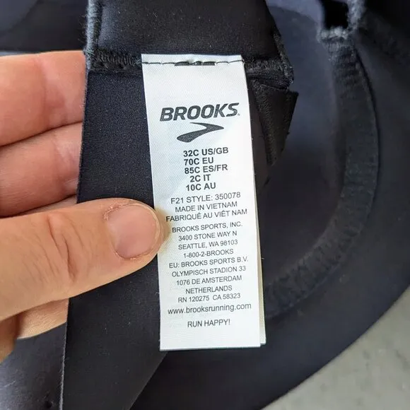 Brooks Running Black Dare Underwire Sports Bra size 32C NWT