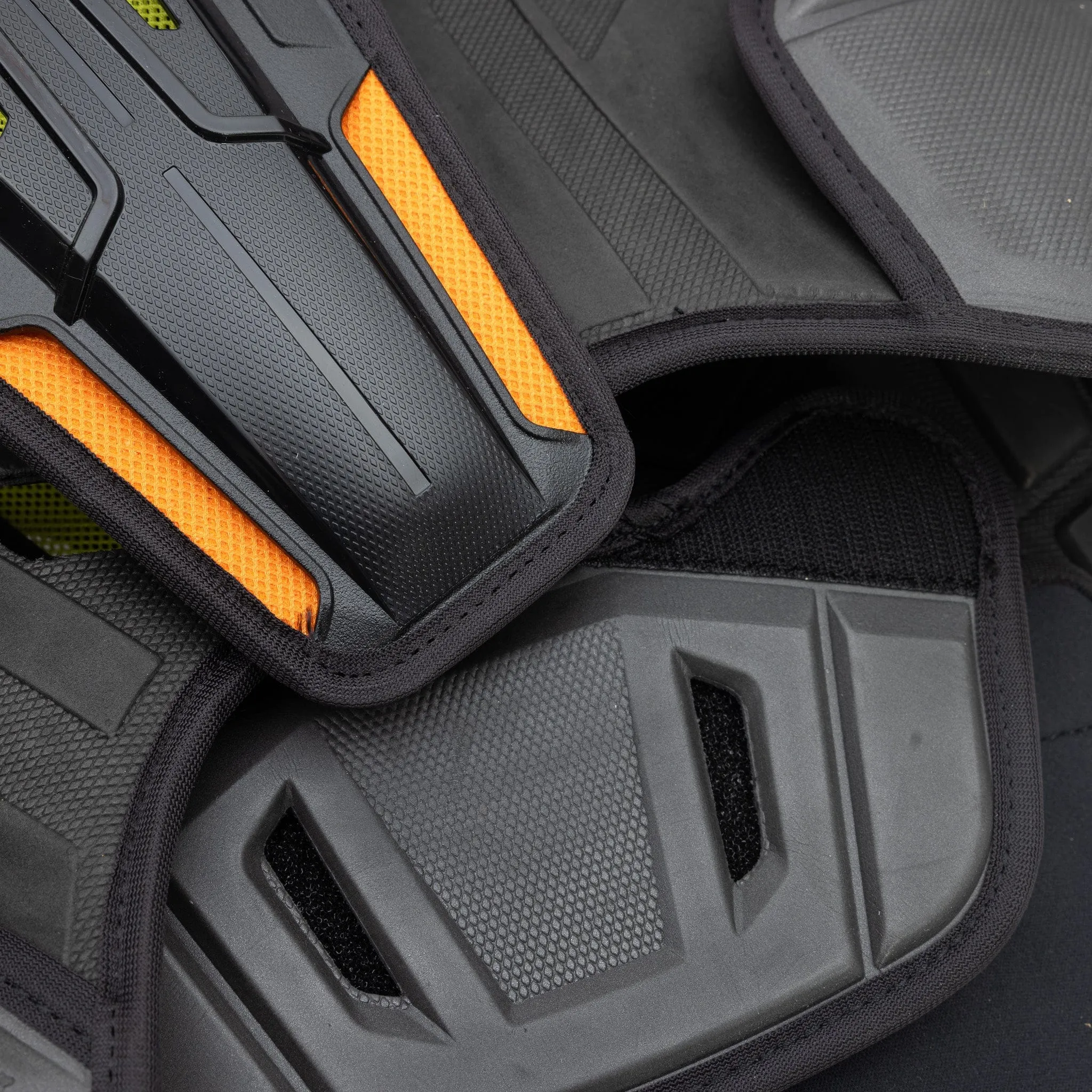 CCM Tacks XF Junior Hockey Shoulder Pads