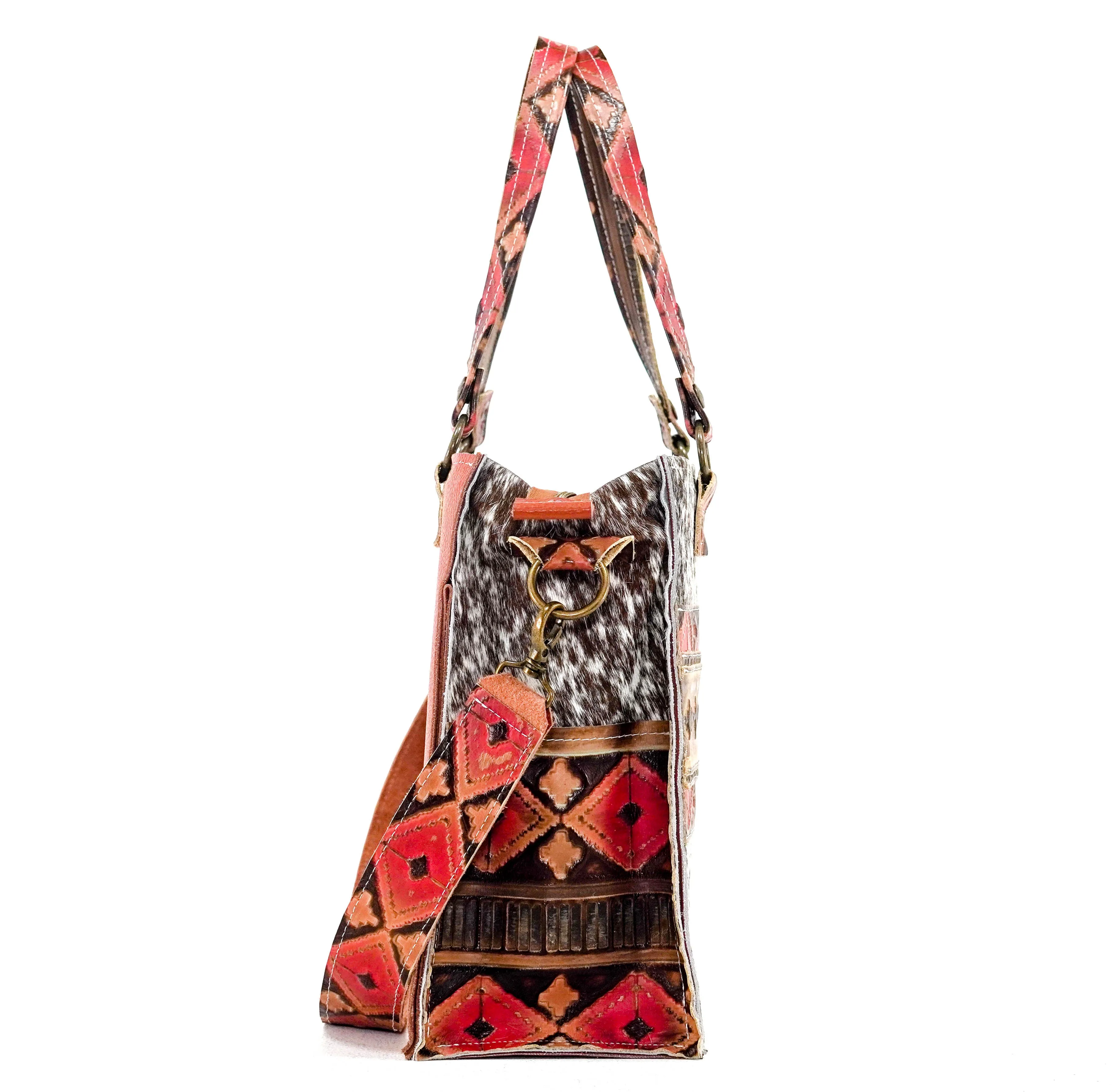 Clerk - Chocolate & White w/ Santa Fe Navajo