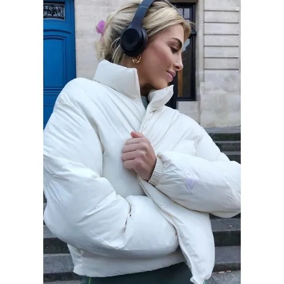 Fabletics Wander Cropped Puffer Jacket in Egret Size M