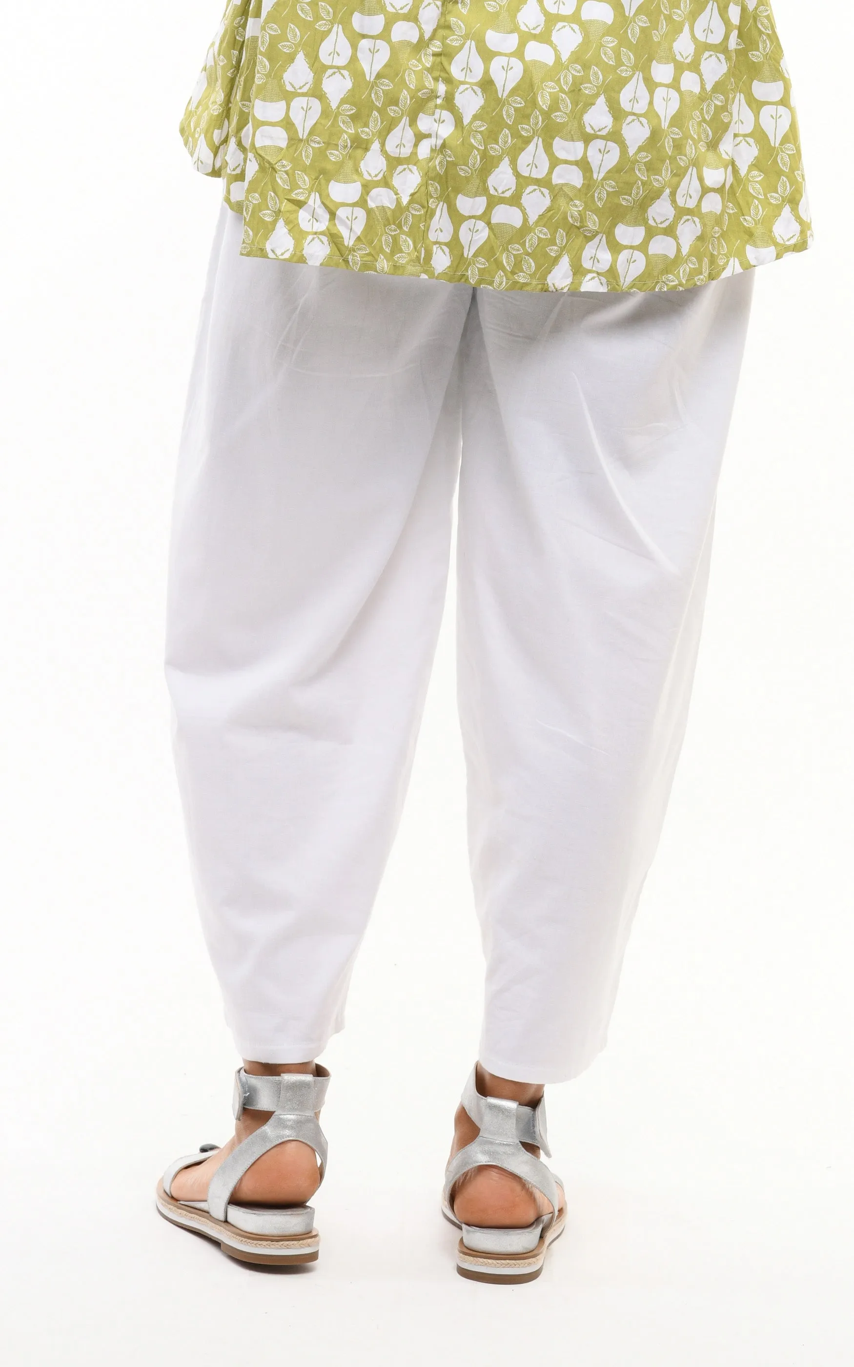 FINAL SALE CV143  Metro Pant in Solid White Cotton*