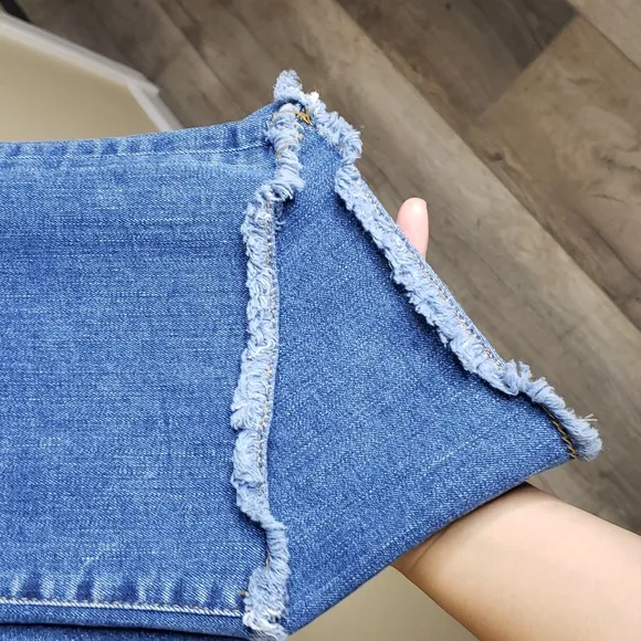 Free People Women's High Rise Rita Crop Flare Jeans Size 31 Medium Wash