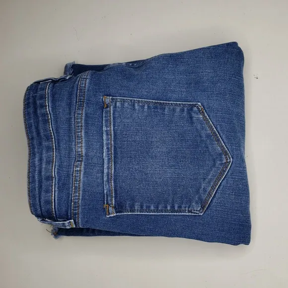 Free People Women's High Rise Rita Crop Flare Jeans Size 31 Medium Wash
