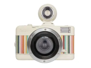 Lomography Fisheye 2 - 35mm Film Camera