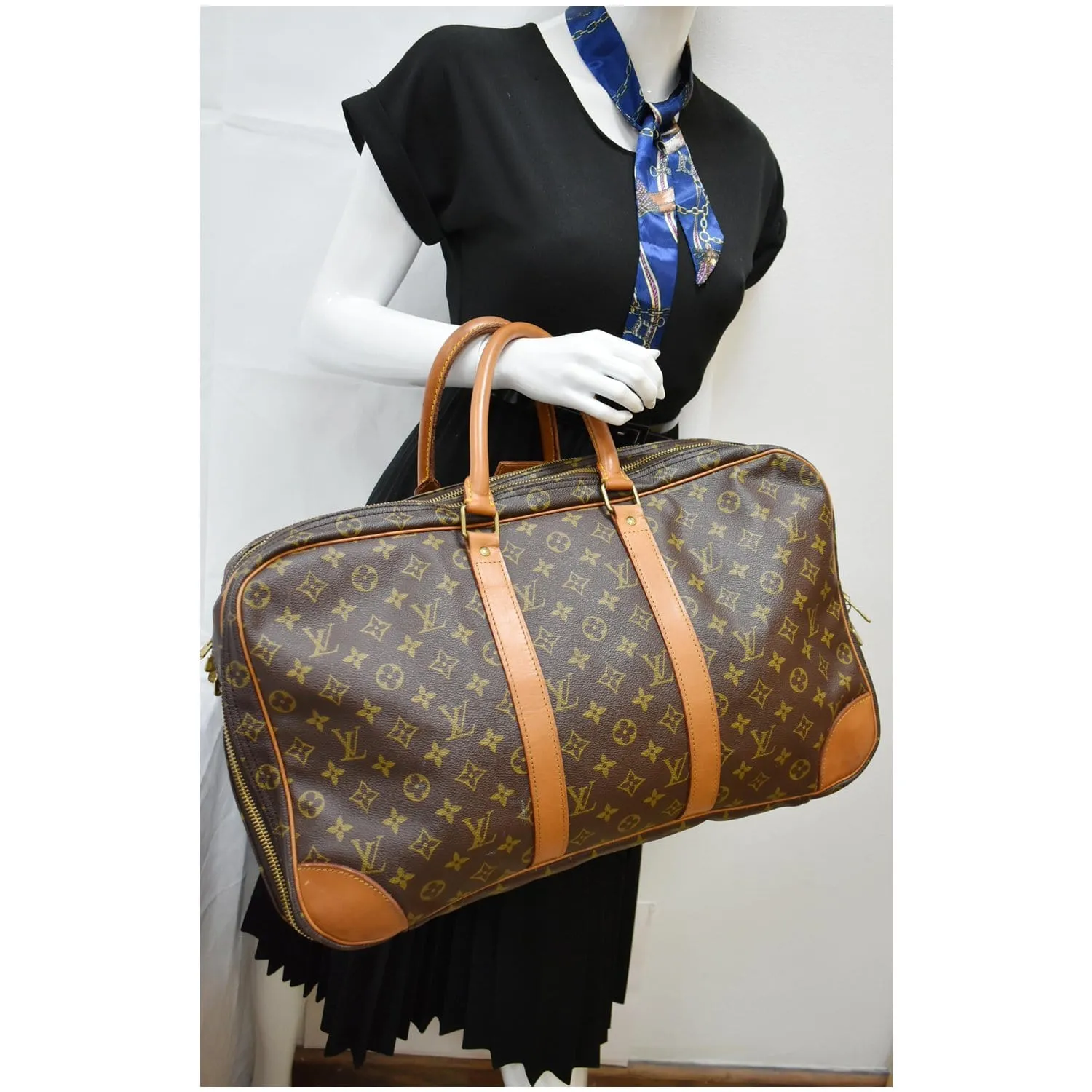 LOUIS VUITTON Sirius 50 Vintage Monogram Canvas Suitcase Travel Bag Brown