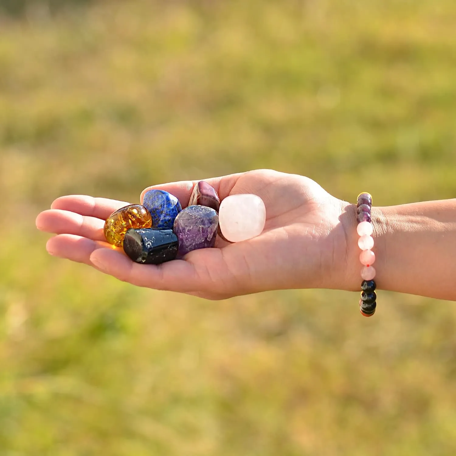 Love crystals set of 7 - Include 1 Stretchable bracelet & random natural shaped Rose Quartz, Citrine, Amethyst, Lapis Lazuli, Mookie jasper black tourmaline Palm Stones for Unconditional Love