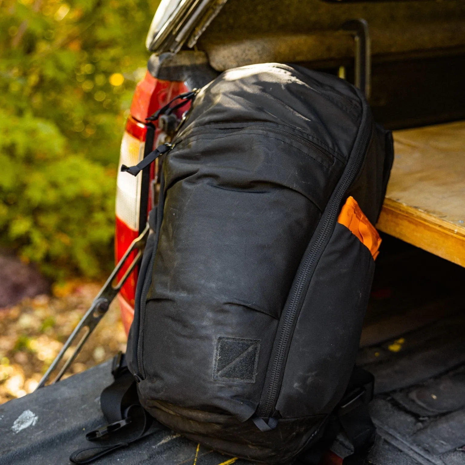 Mountain Panel Loader 22L