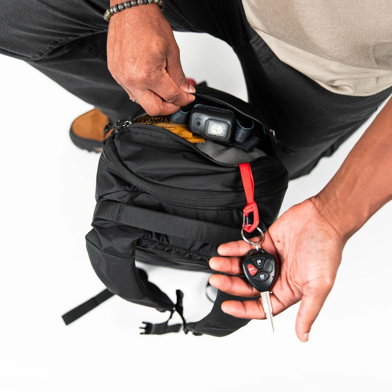 Mountain Panel Loader 22L