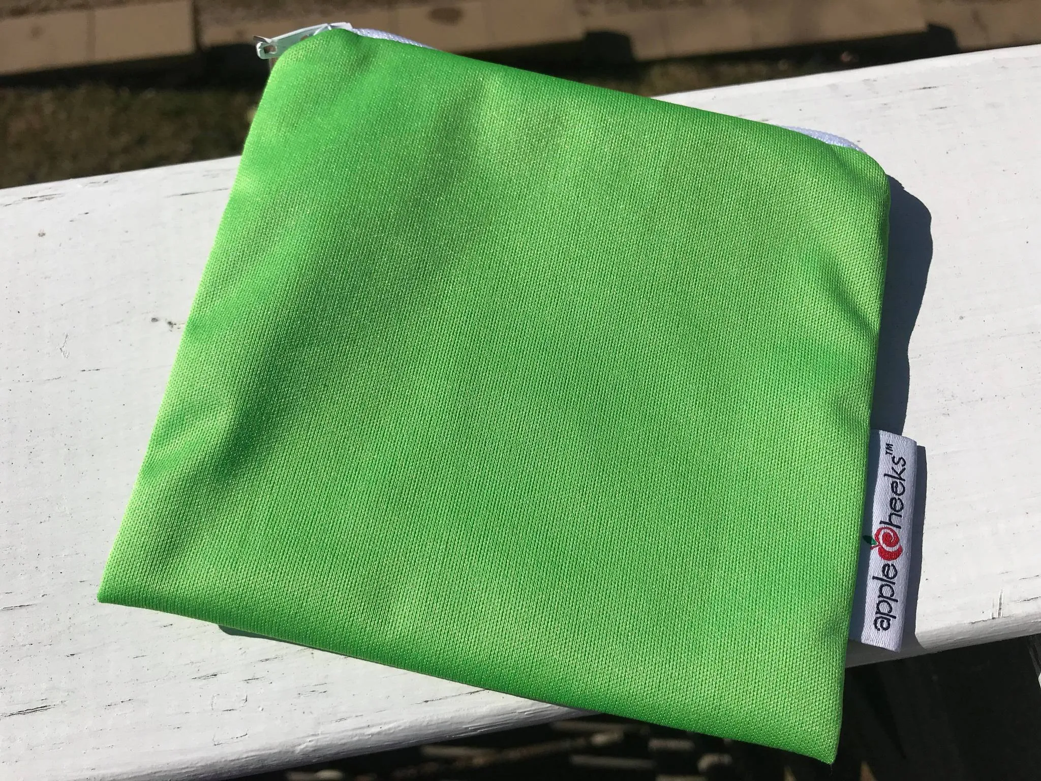 *New* AppleCheeks Mini-Mini Zippered Storage Sac