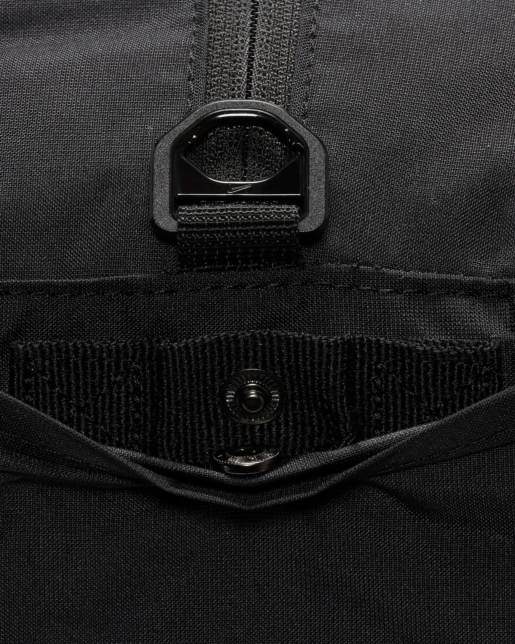 Nike Gym Club Duffel Bag (24L)