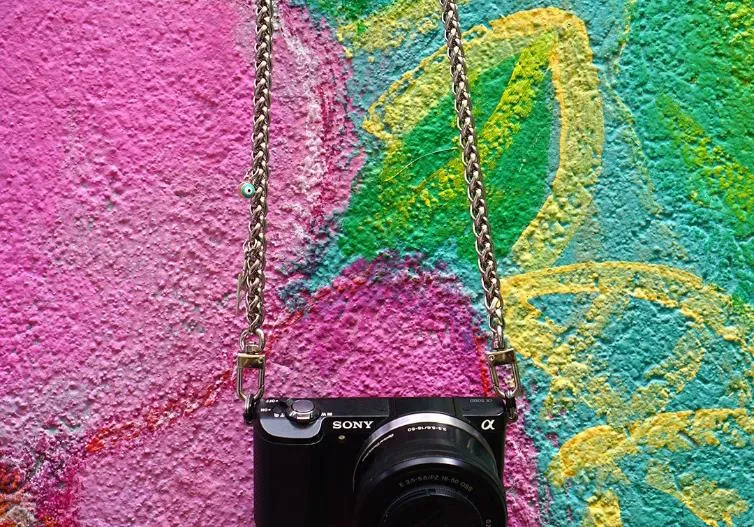 Nikki Silver Bag and Camera Chain