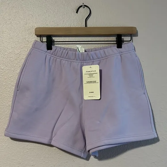 NWT Fabletics Go-To Slim Sweatshort