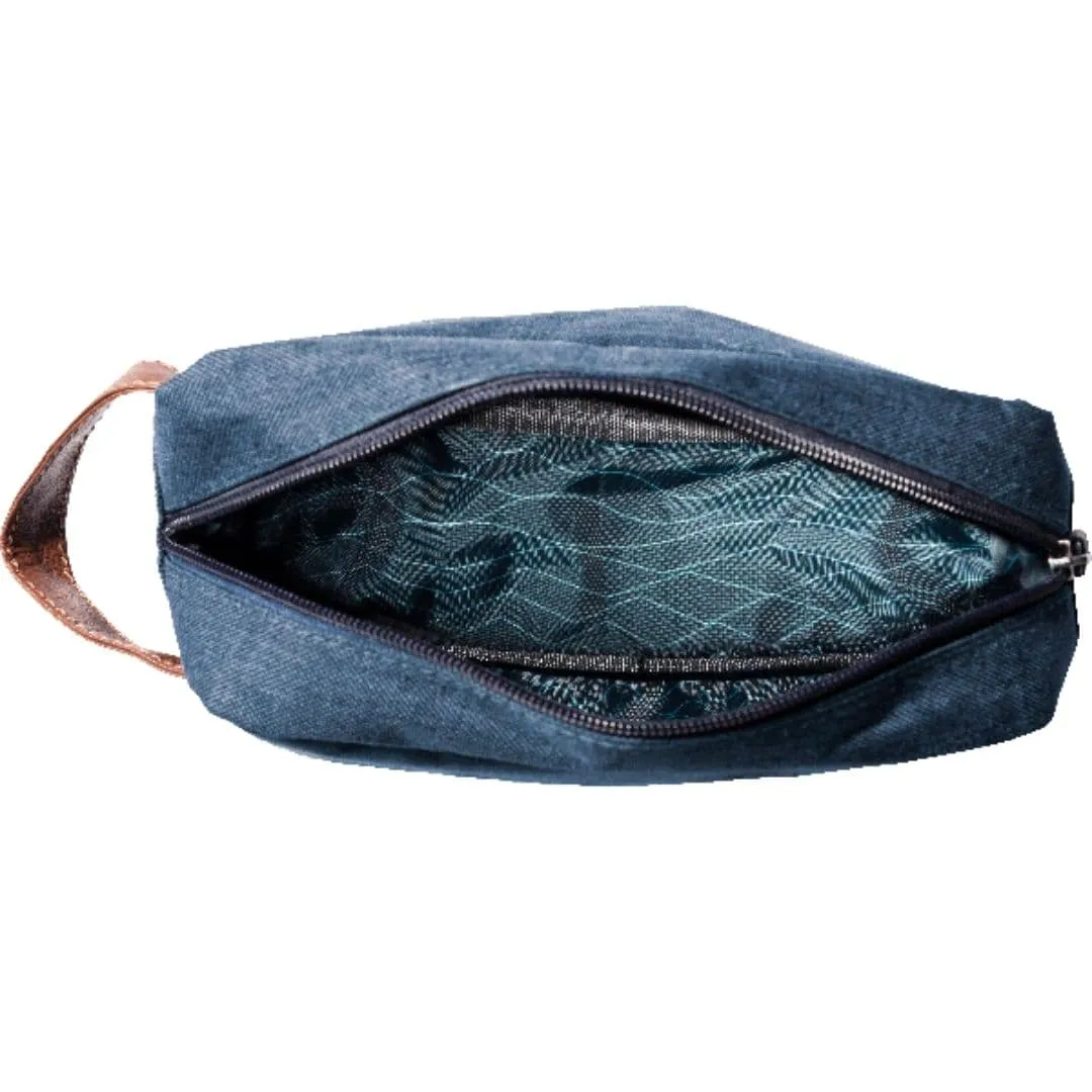 O   A Travel Bag