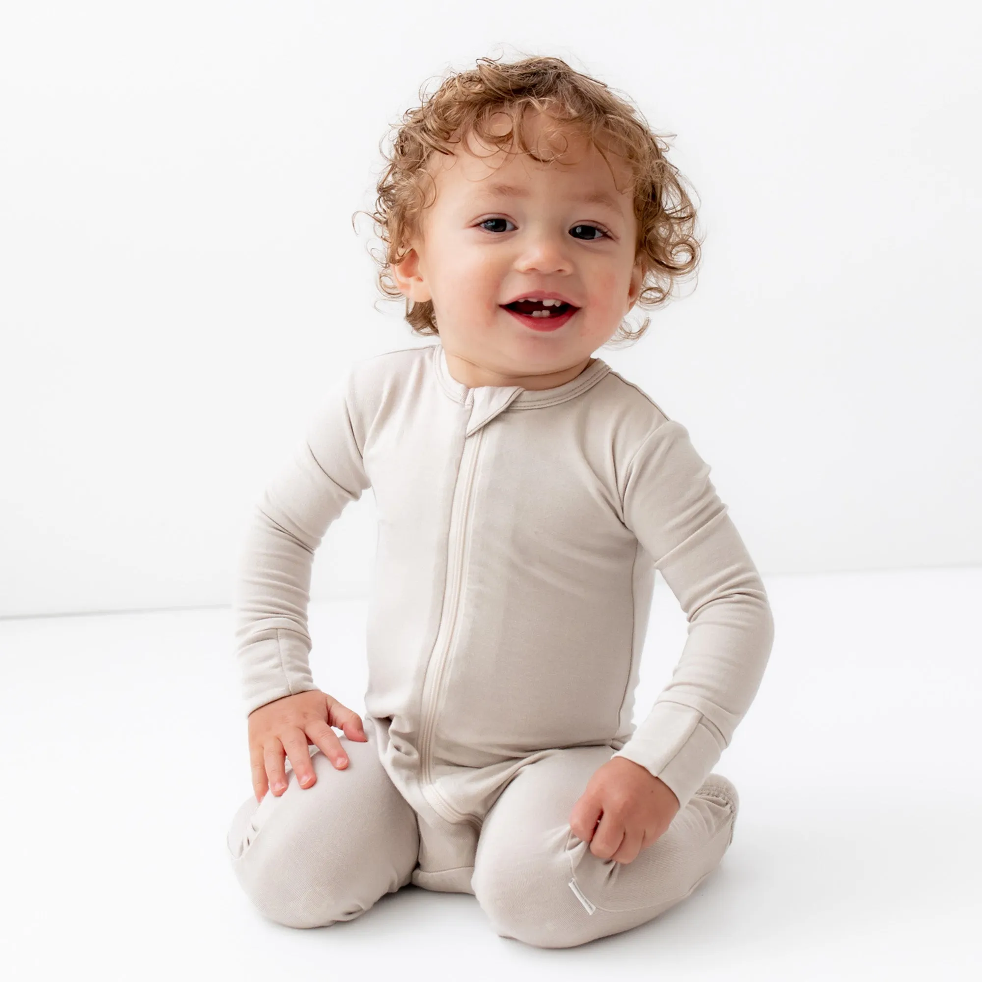 Oat Zippered Footie