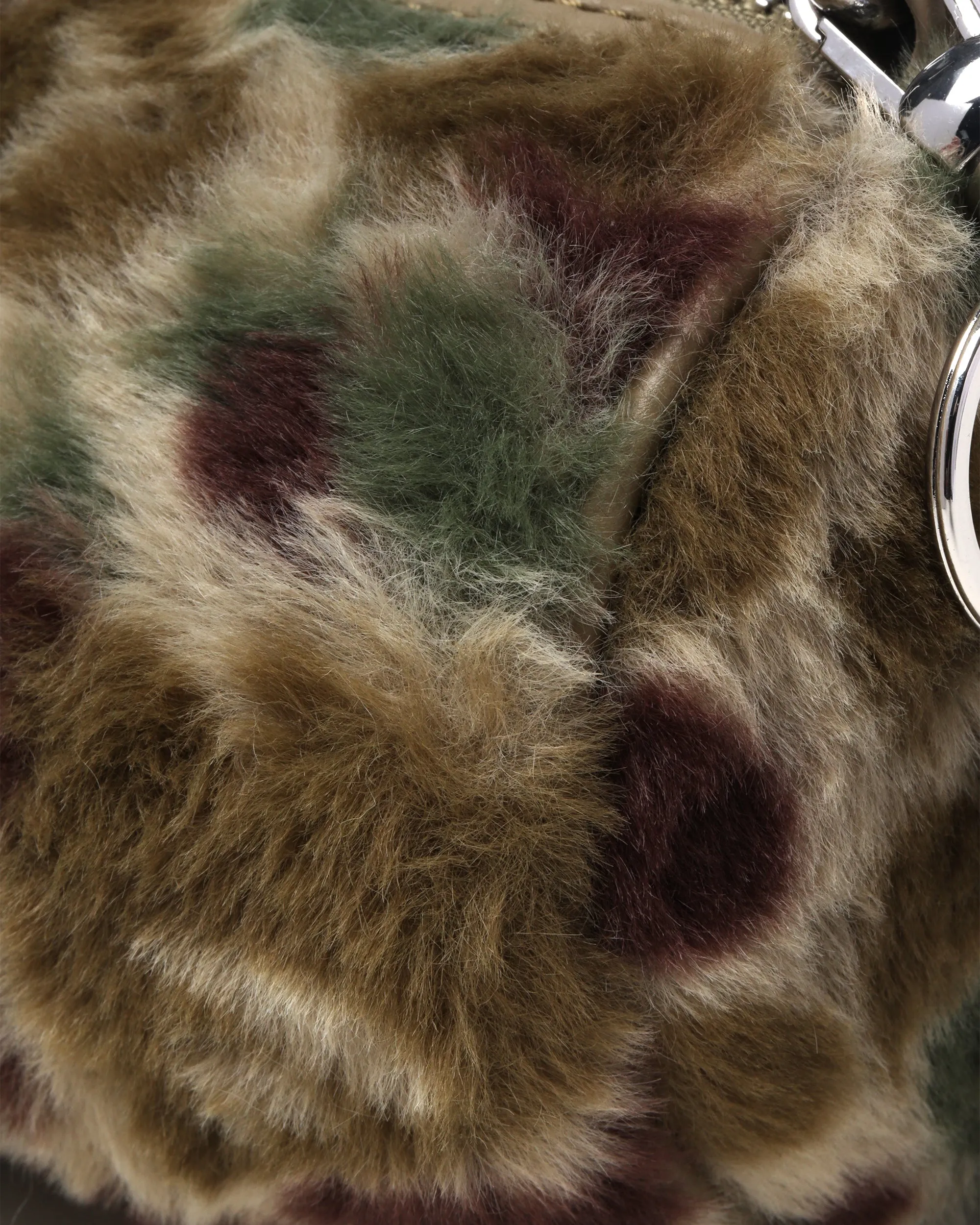 Pattern faux fur shoulder bag