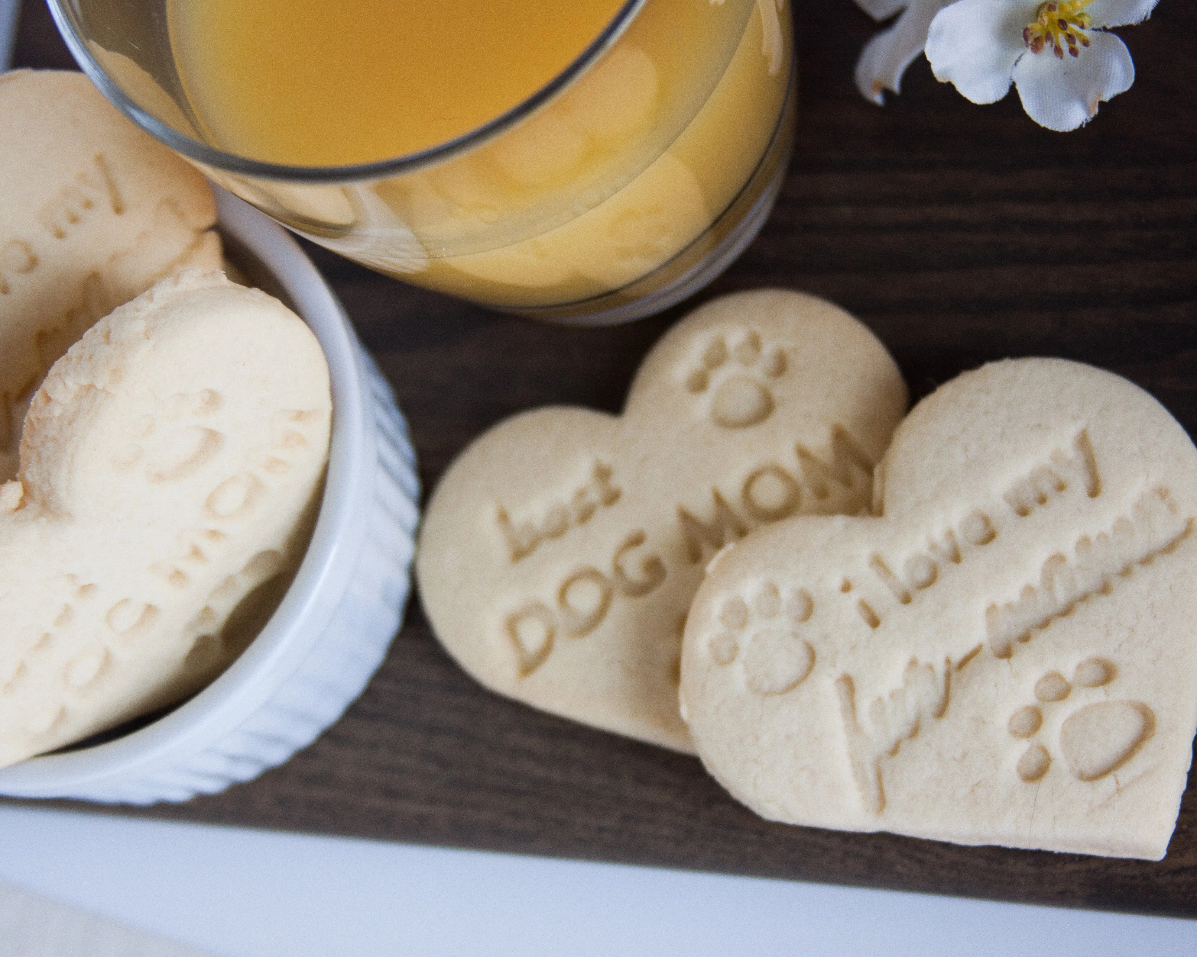 "I love my fur-mama" Heart Shaped Cookie Cutter