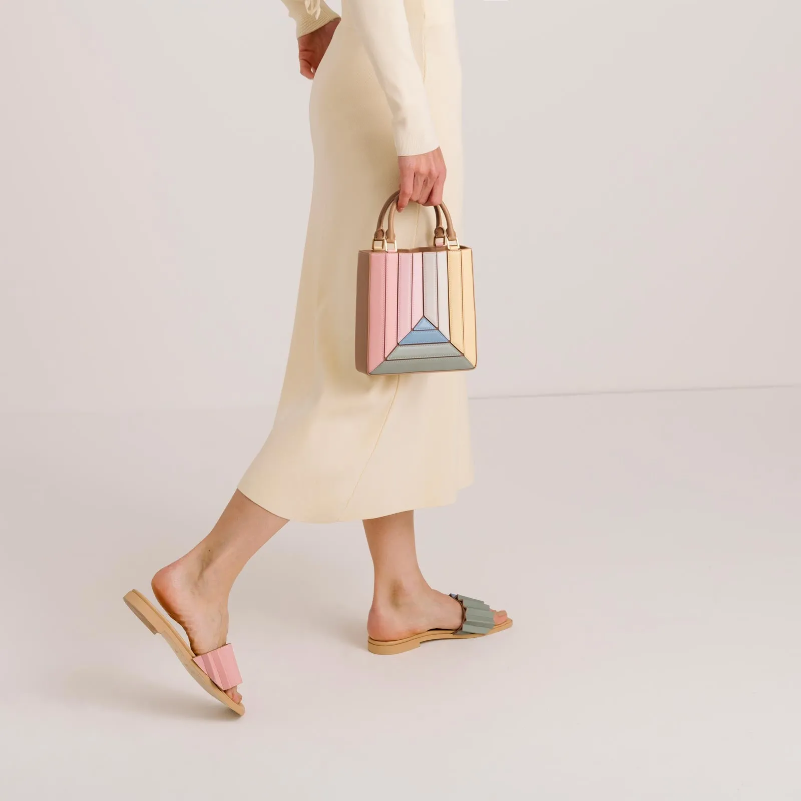 Sera Tall Tote Mini - Gummy
