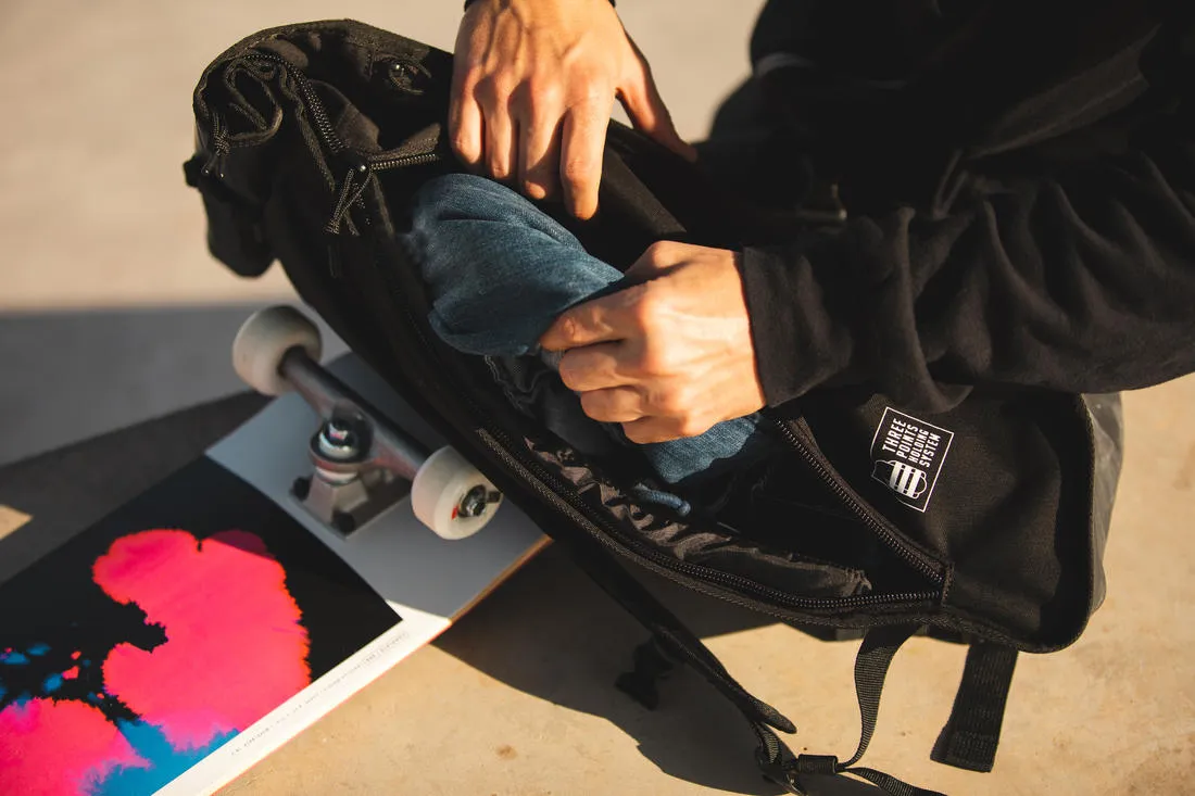 Skateboarding Backpack BG500 Rolltop 25L - Black