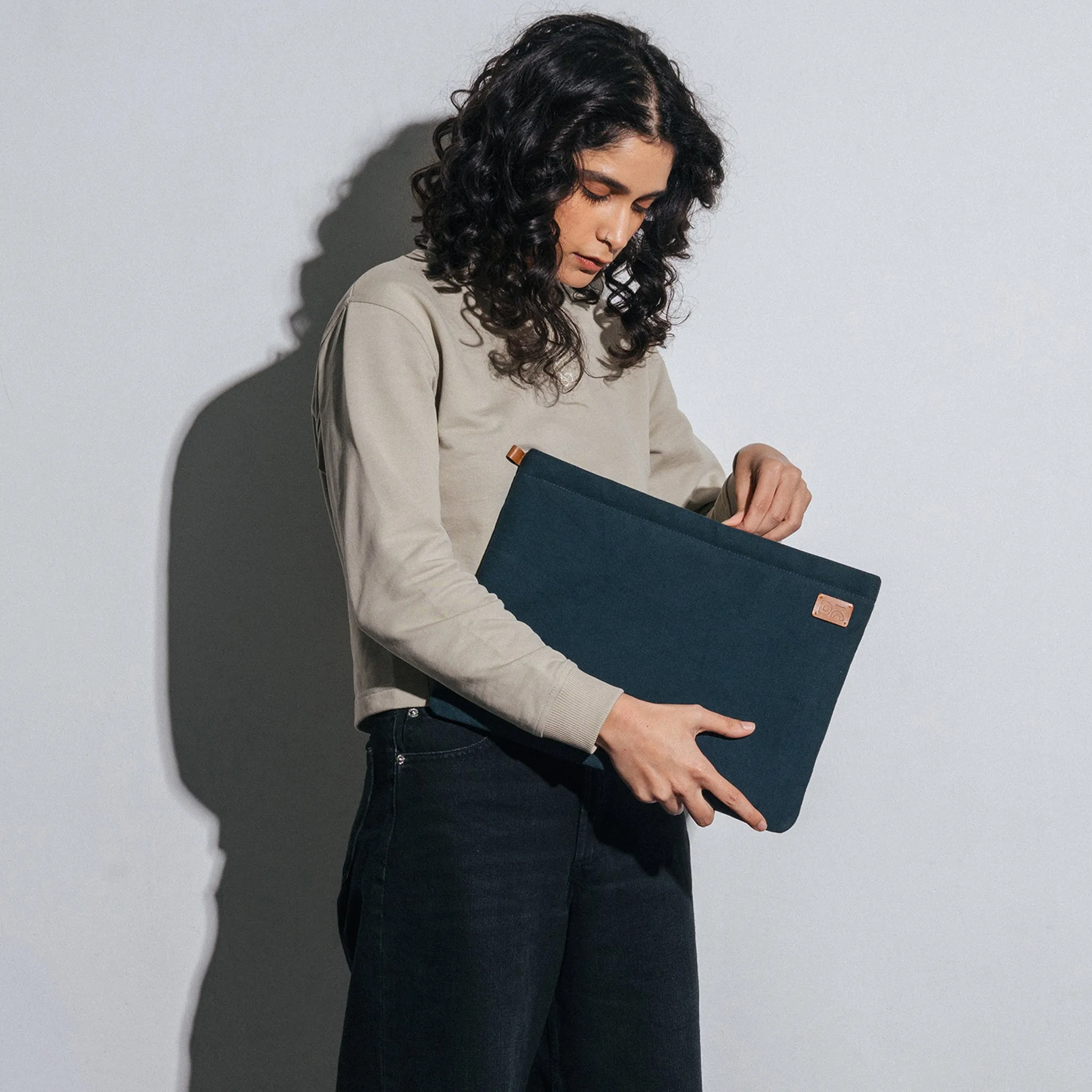 Skipper Laptop Sleeve for MacBook Air/Pro, 33.02cm (13"), Midnight Blue
