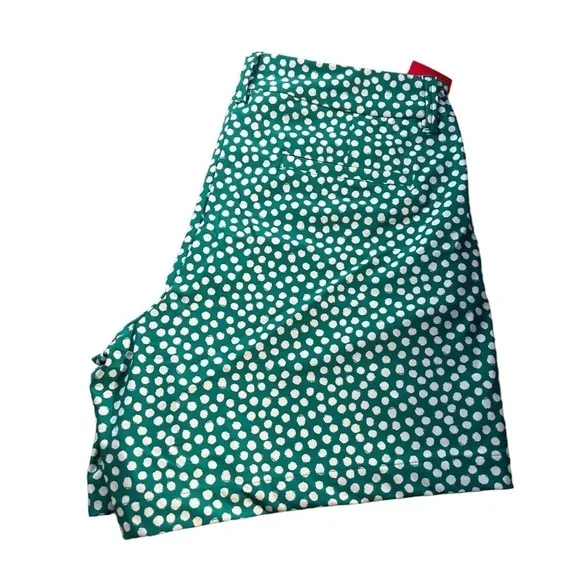 Spanx polka dot kelly green sunshine shorts, 6&quot; (A1) and (C1-L)