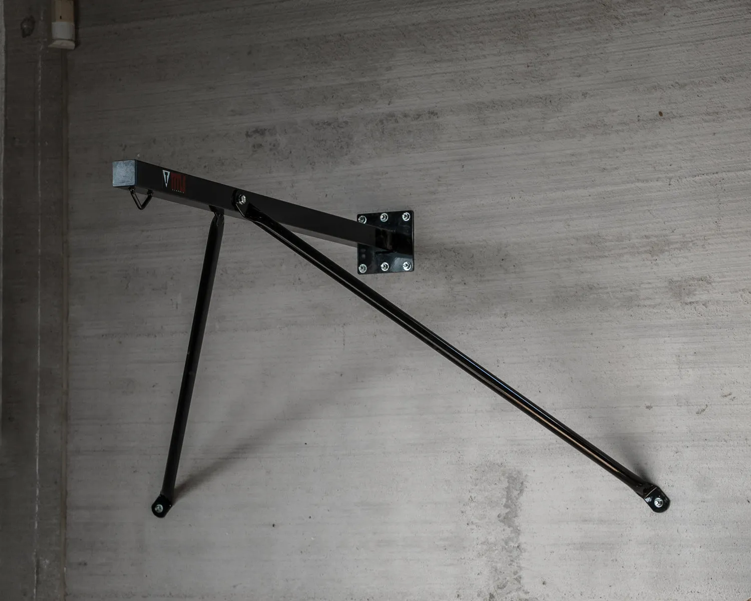 TITLE Classic Heavy Bag Wall Hanger 2.0