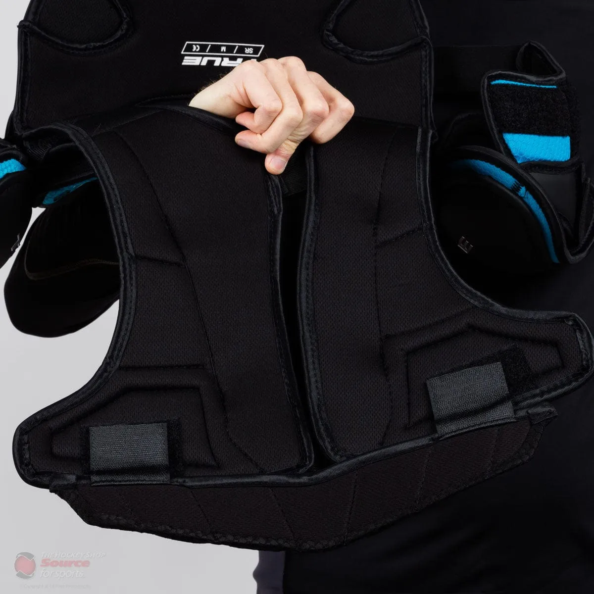 TRUE XC9 Junior Hockey Shoulder Pads