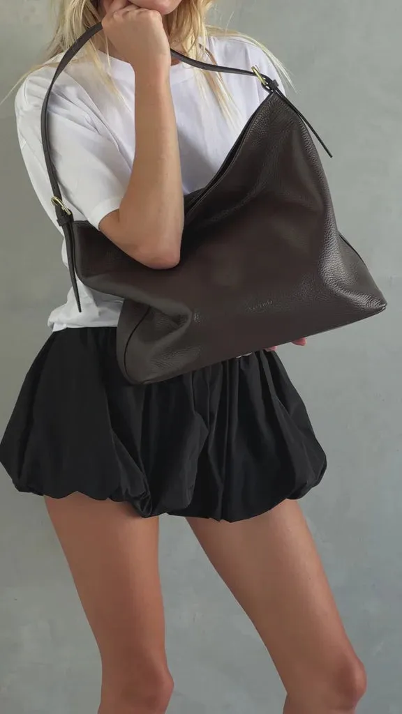 Vestirsi Serena Leather Hobo Bag Dark Chocolate