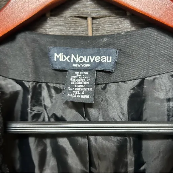 Vintage Y2K Mix Nouveau ruffled cotton jacket with front pockets size small med