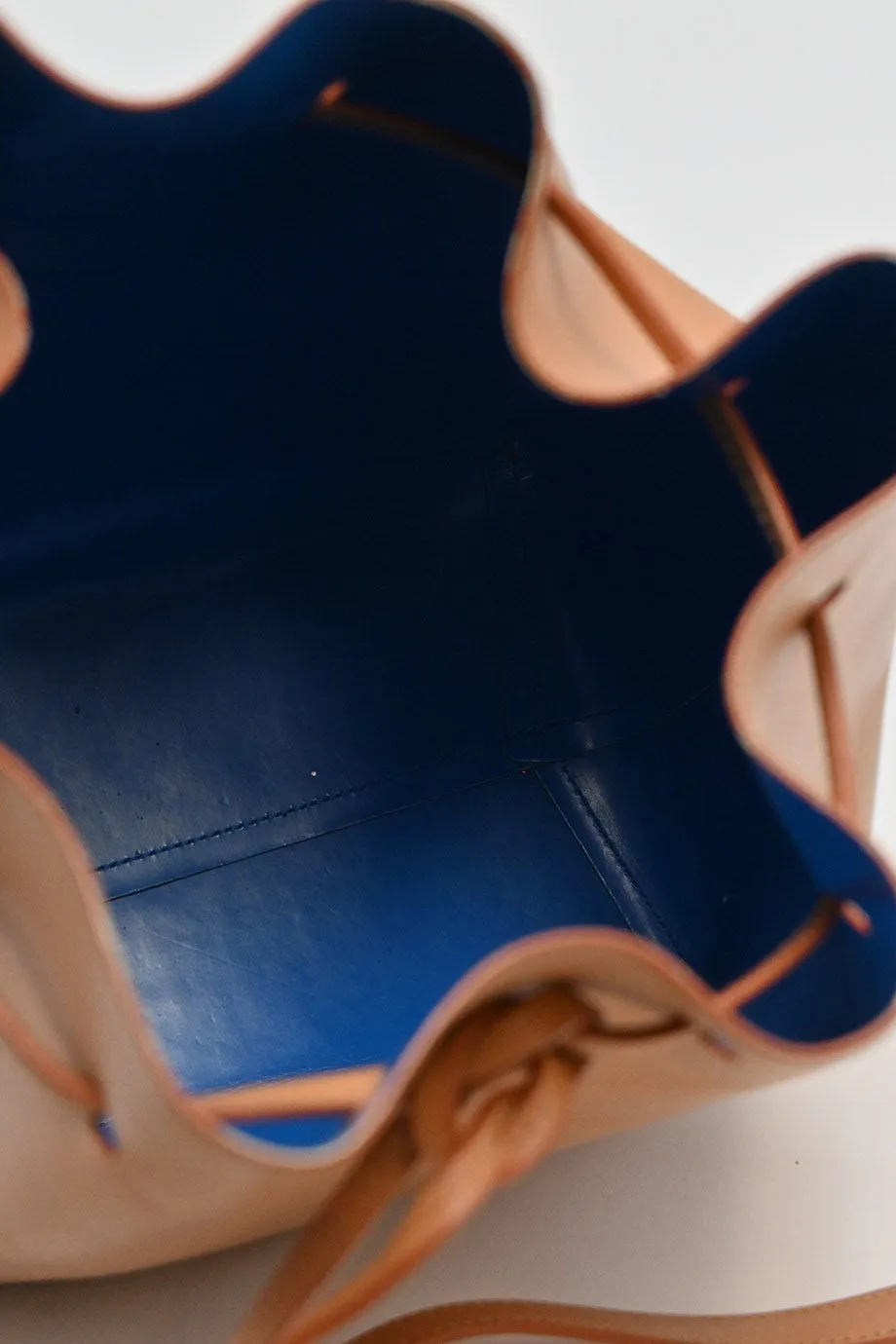 [WB5636] Mansur Gavriel | Cross-Body Bag